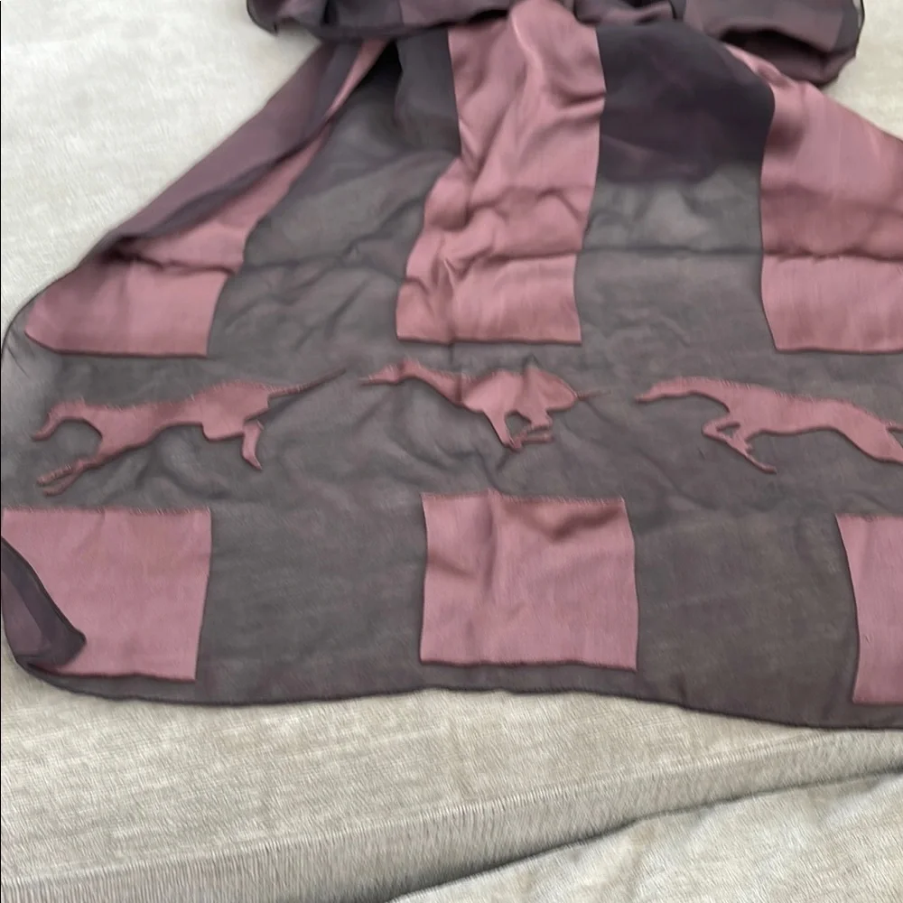 Trussardi Elegant Mauve and Black Scarf - Picture 3 of 4